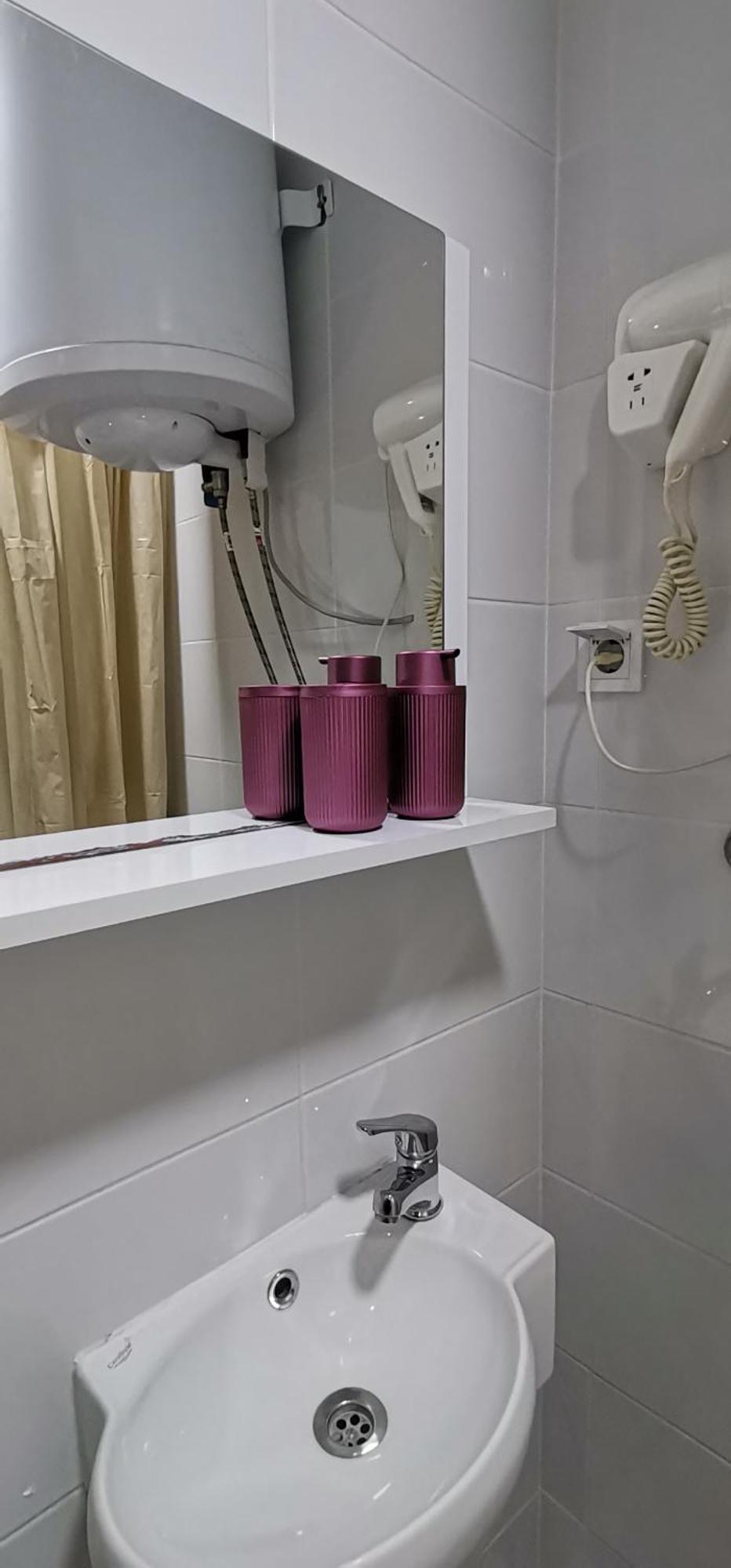 Center Apartment Delfina Ohrid Bagian luar foto