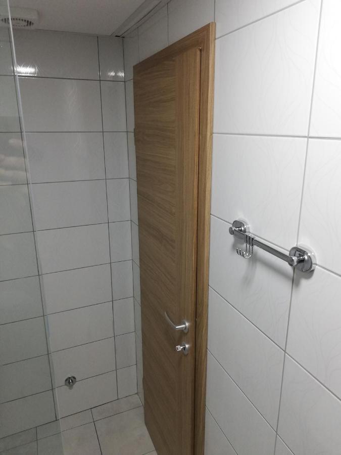Center Apartment Delfina Ohrid Bagian luar foto